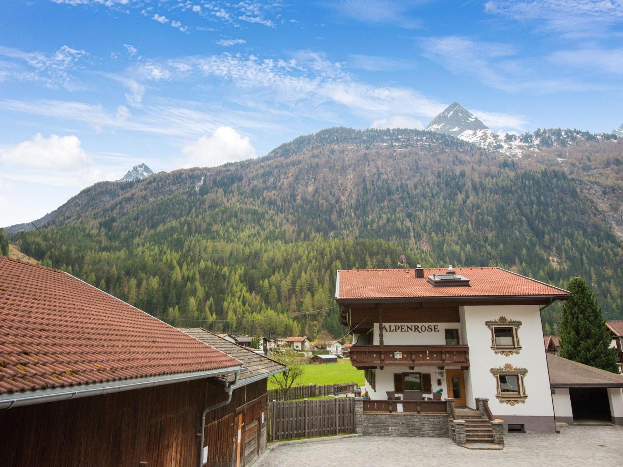 Comfortable Apartment In L Ngenfeld With Ski Storage Längenfeld Exterior foto
